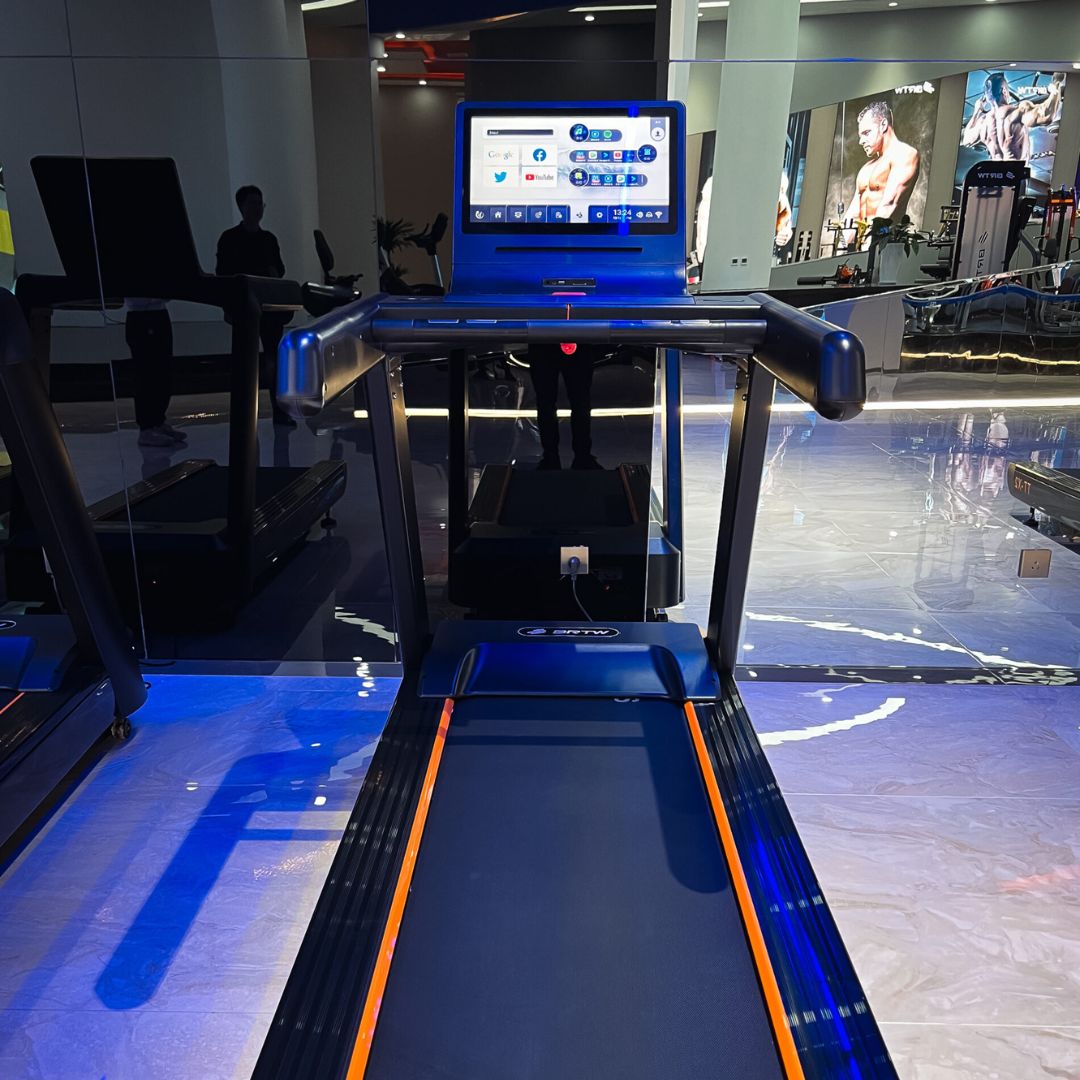 Commercial treadmill with LCD touch screen X2