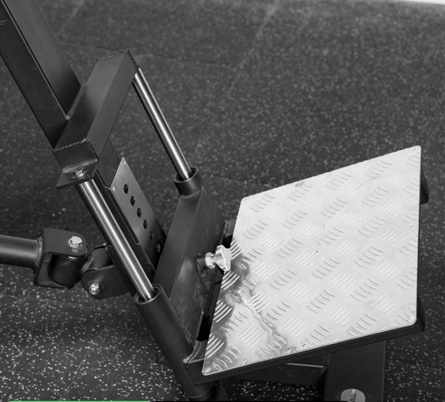 Incline T-Bar Row with Adj Handle - Image 4